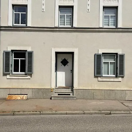 Gemutliches Im Zentrum Ichenhausens Und In Der Nahe Des Legolandes